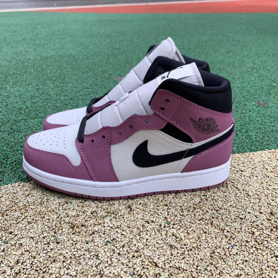 Air Jordan 1 Mid “Berry”