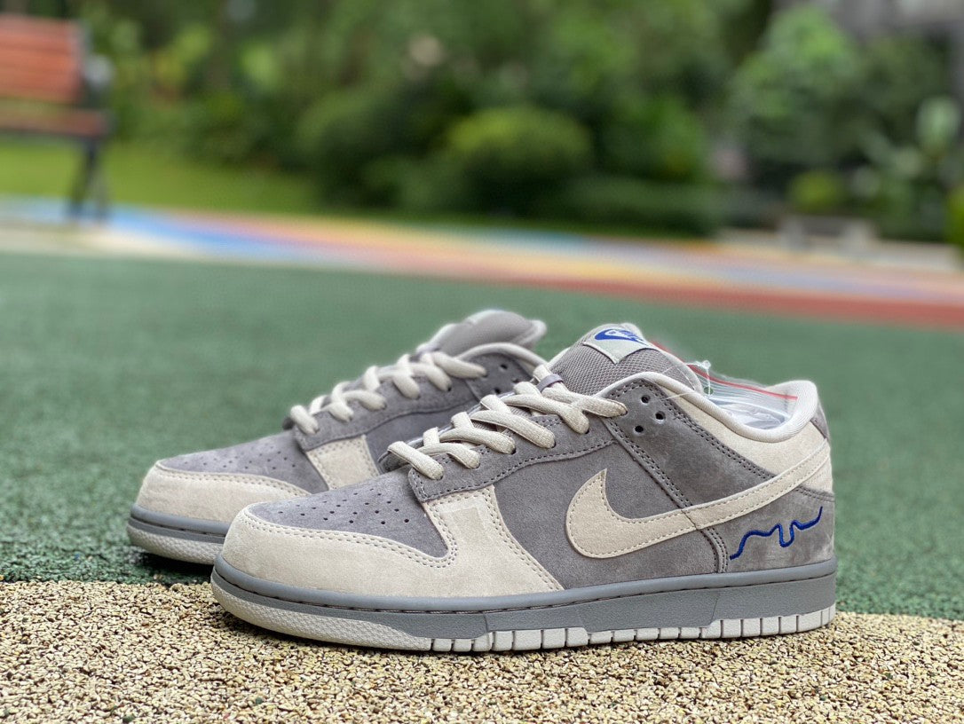 Nike SB Dunk Low Pro