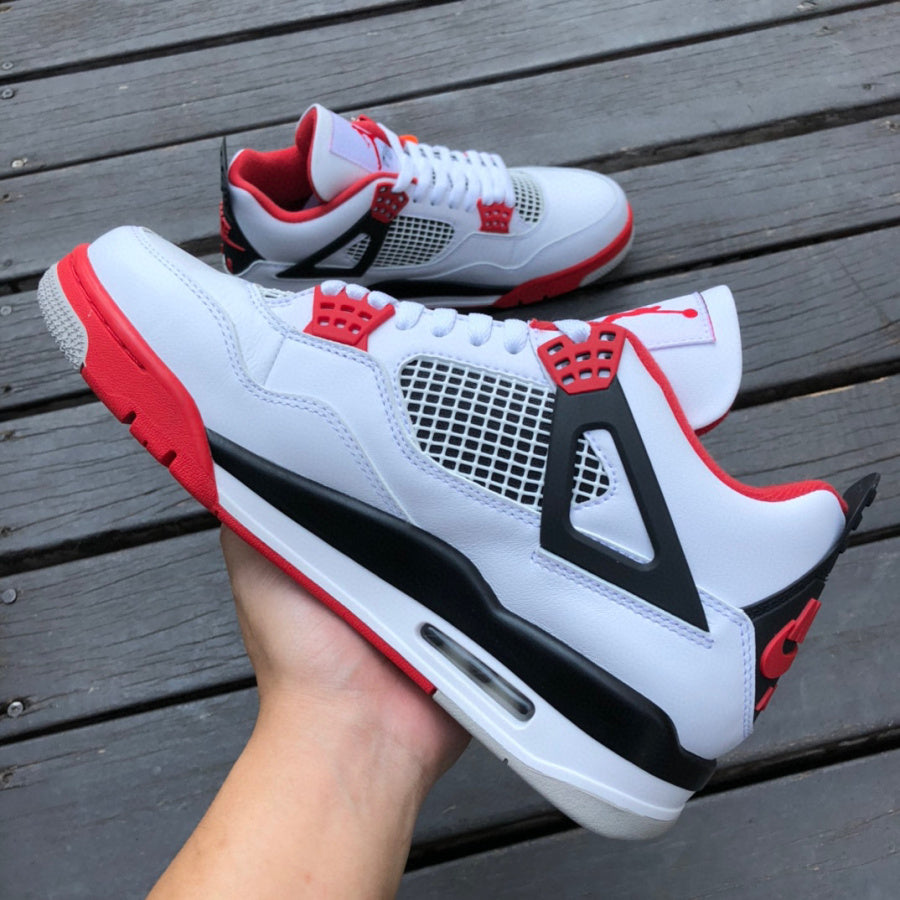 Air Jordan 4