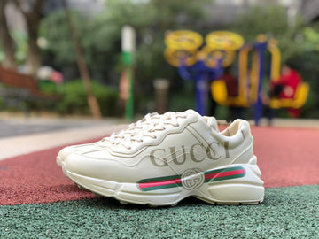 GUCCCI Rhyton